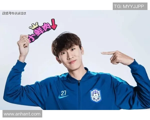 谢维军精彩助攻展现团队精神助力队友奋勇争先赢得比赛胜利